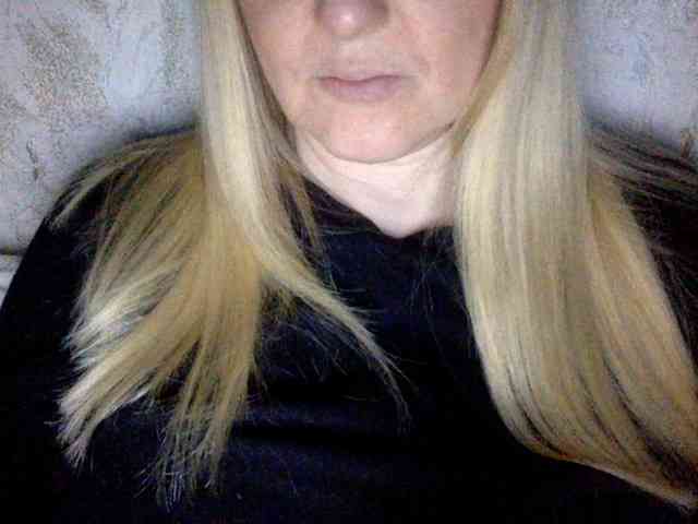BlondyVio webcam