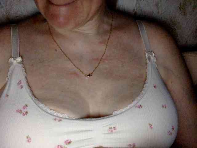 BlondyVio webcam