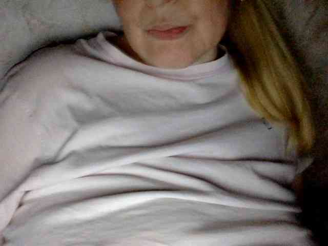 BlondyVio webcam