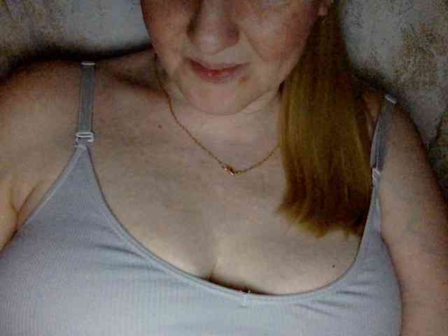 BlondyVio webcam