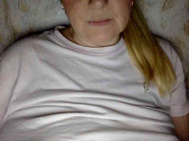 BlondyVio webcam