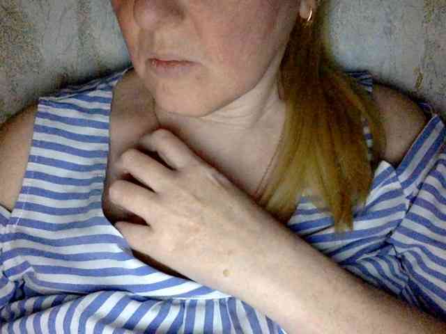 BlondyVio webcam