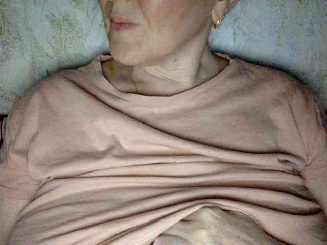 BlondyVio webcam