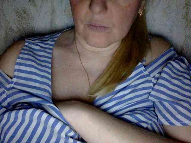 BlondyVio webcam