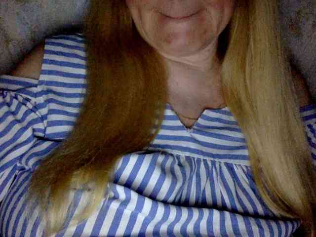 BlondyVio webcam