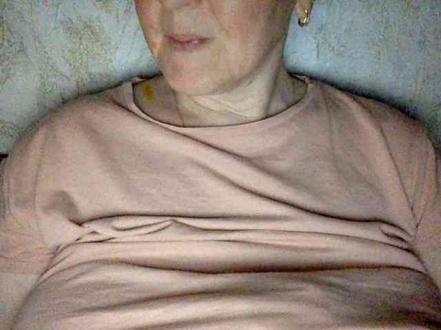 BlondyVio webcam