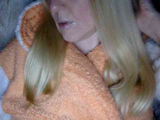BlondyVio webcam