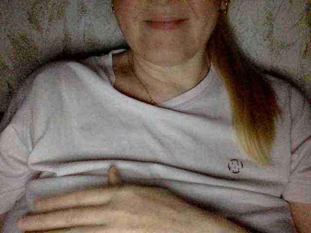BlondyVio webcam