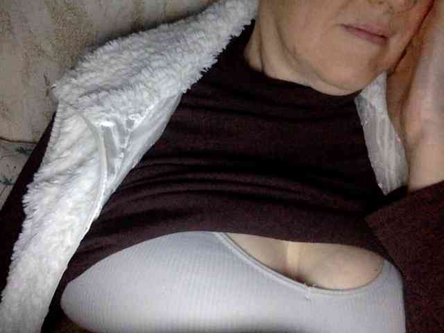 BlondyVio webcam