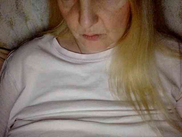 BlondyVio webcam