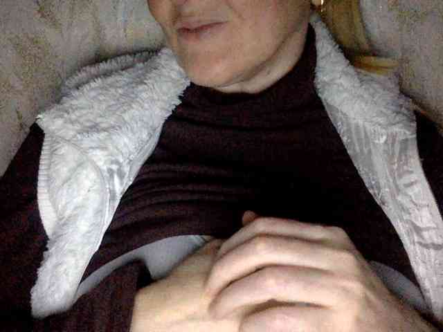 BlondyVio webcam