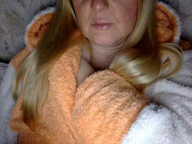 BlondyVio webcam