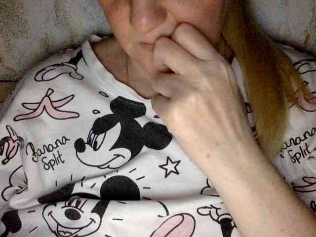 BlondyVio webcam