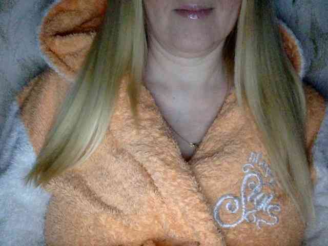 BlondyVio webcam