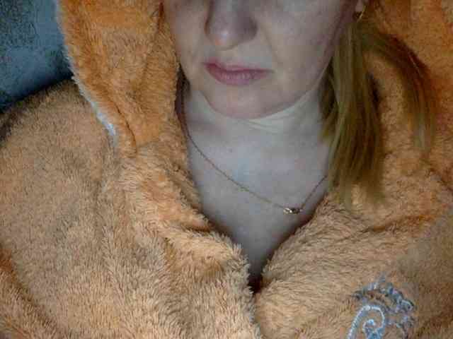 BlondyVio webcam