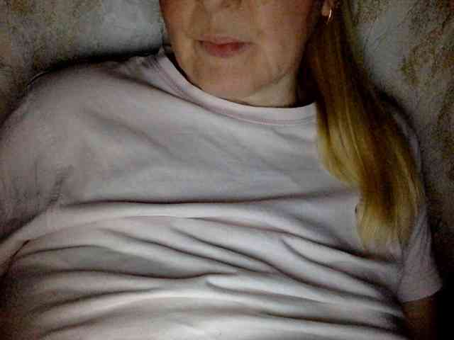 BlondyVio webcam