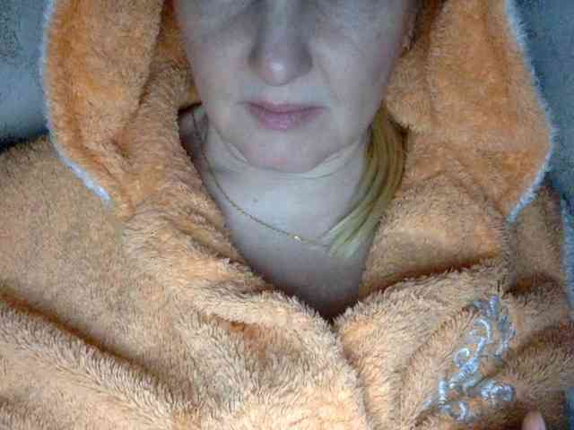 BlondyVio webcam