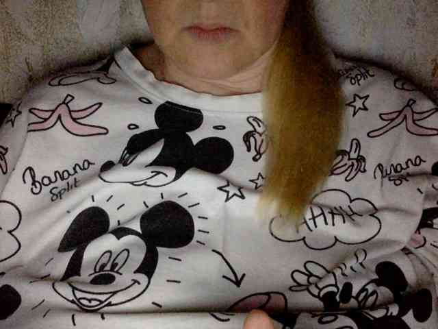 BlondyVio webcam