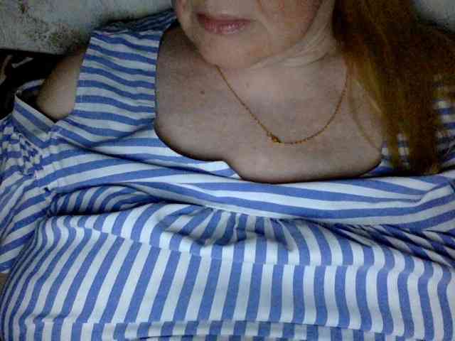 BlondyVio webcam