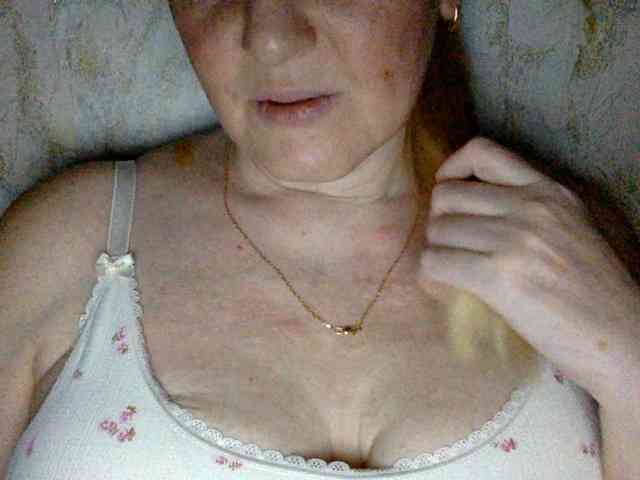 BlondyVio webcam