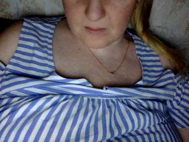 BlondyVio webcam