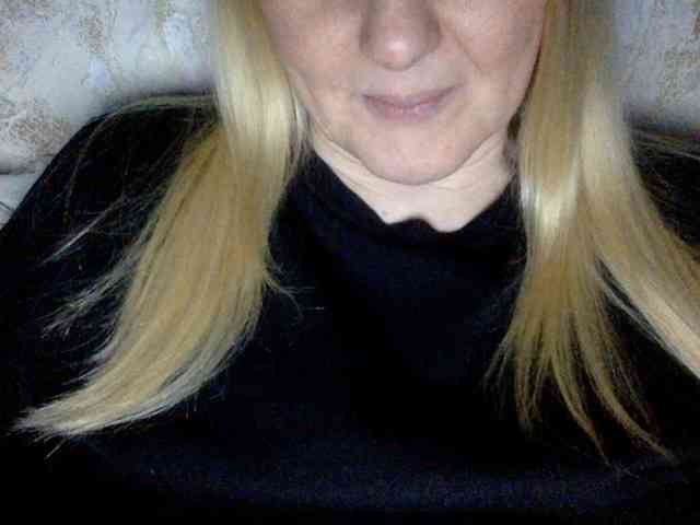 BlondyVio webcam