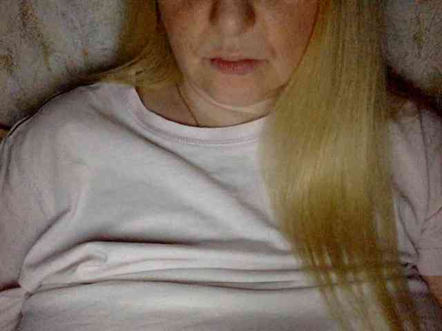 BlondyVio webcam