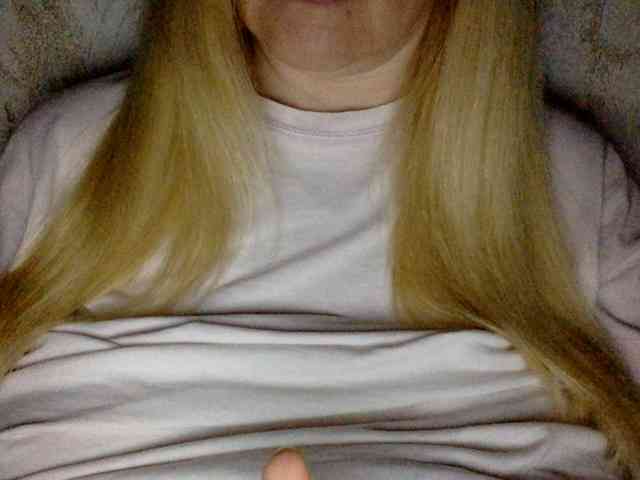 BlondyVio webcam