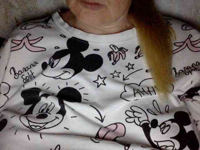 BlondyVio webcam