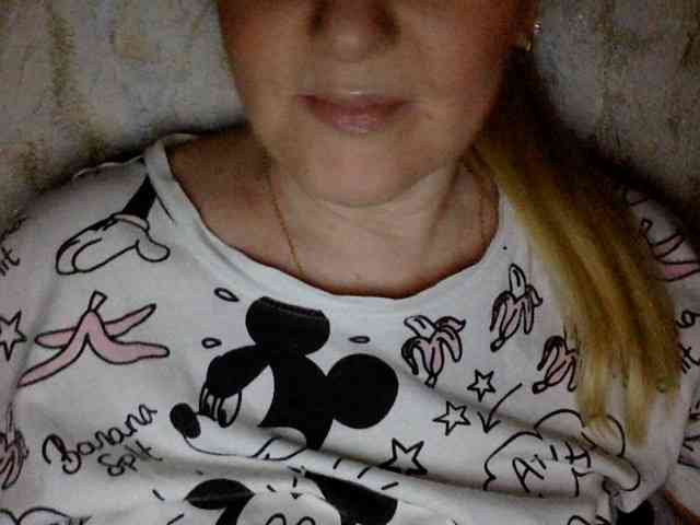 BlondyVio webcam