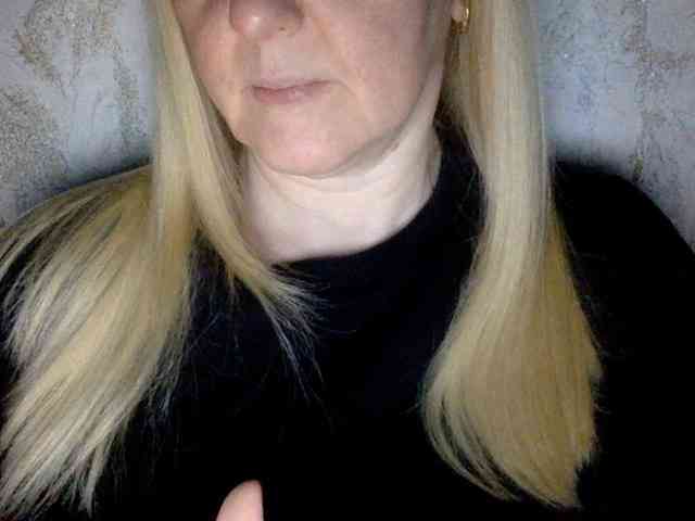 BlondyVio webcam