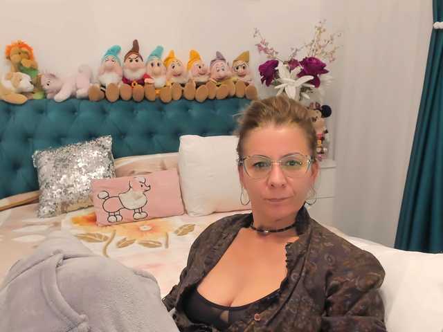 SalomeJade from BongaCams is Freechat
