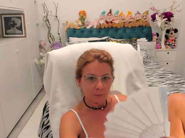 SalomeJade webcam