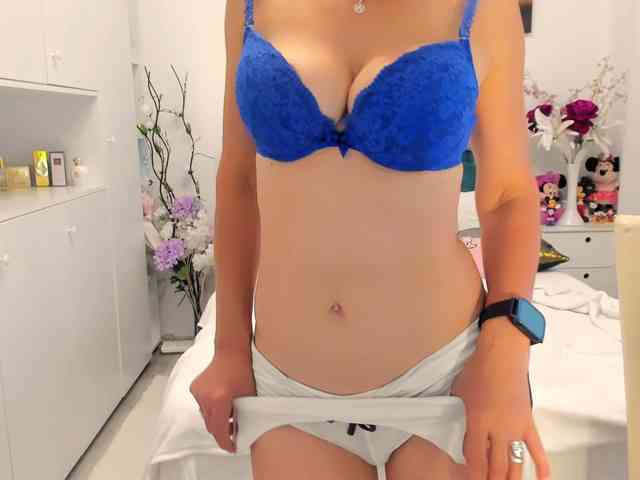 SalomeJade webcam