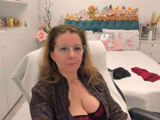SalomeJade webcam
