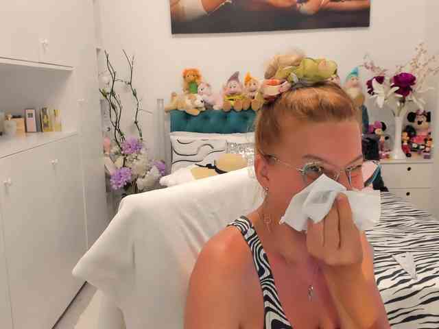 SalomeJade webcam
