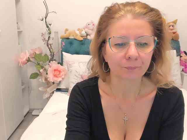 SalomeJade webcam