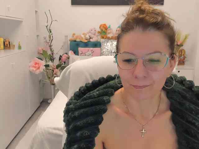 SalomeJade webcam