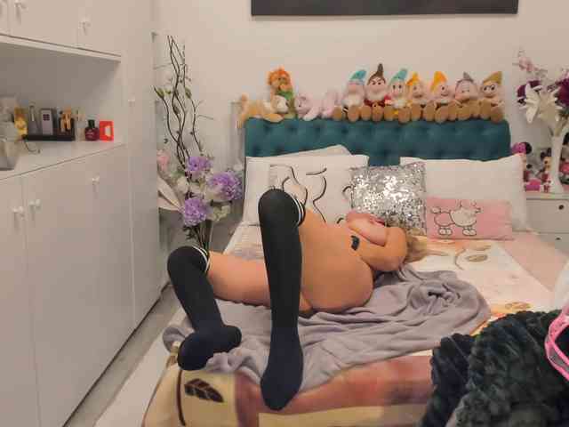 SalomeJade webcam