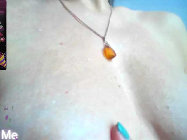 AwesomeGirlll's BongaCams show and profile