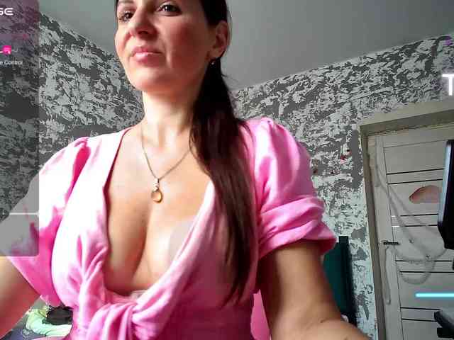 MistressMMM webcam