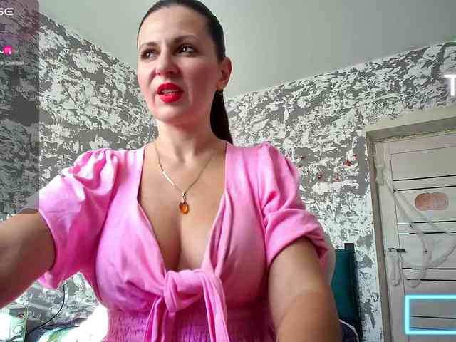 MistressMMM webcam