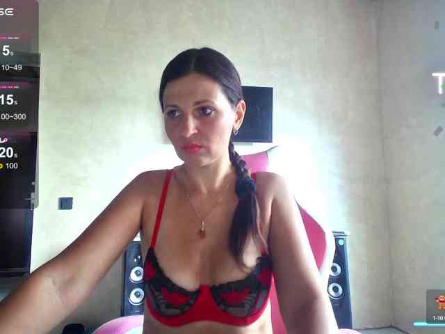 MistressMMM webcam