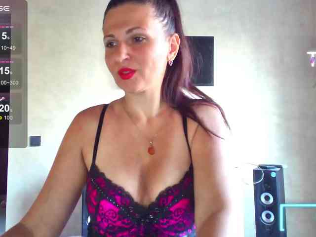 MistressMMM webcam