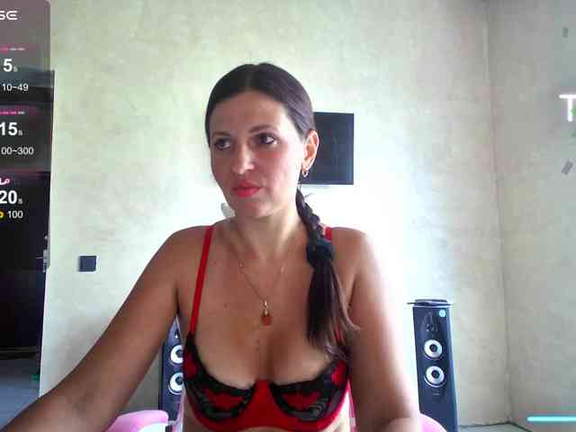 MistressMMM webcam