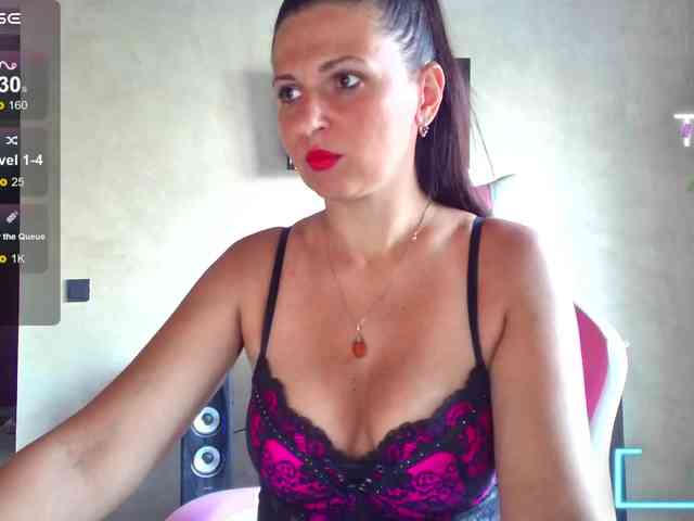MistressMMM webcam