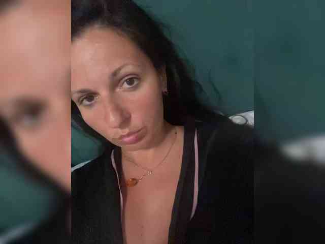 MistressMMM webcam