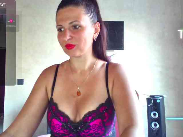 MistressMMM webcam