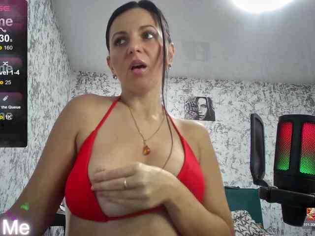 AwesomeGirlll AwesomeGirlll