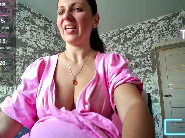 AwesomeGirlll AwesomeGirlll